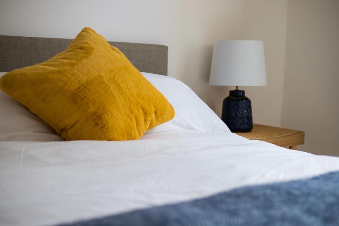 Amazing New 3 Double Bed House In Staple Hill! Apartment Bristol Exterior photo